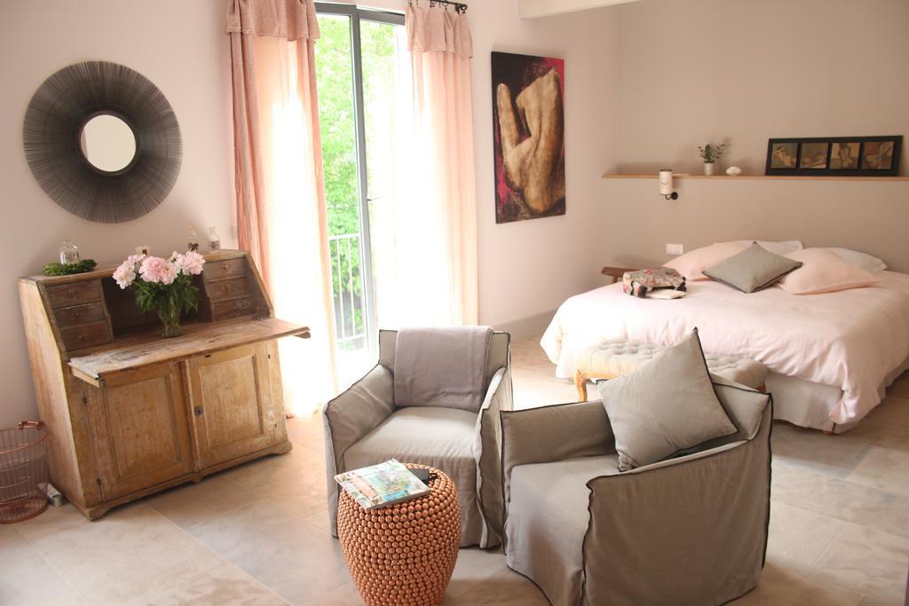 La Magnanerie de l'Isle B&B Extérieur photo
